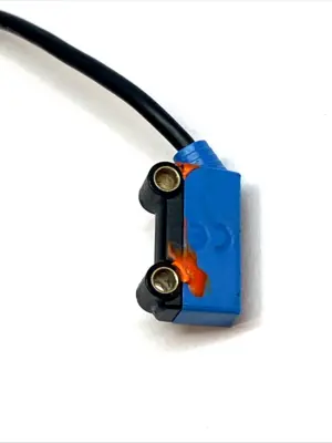 USED SICK PHOTOELECTRIC PROXIMITY SENSOR, 1064395 CUT CABLE