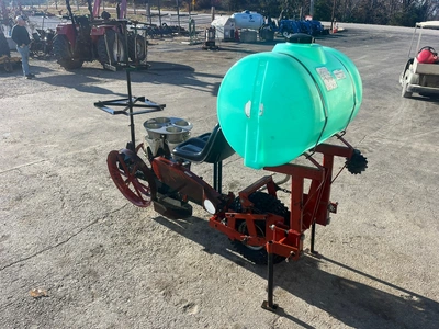 Mechanical Transplanter 6000 Transplanters | County Equipment Company LLC (8)