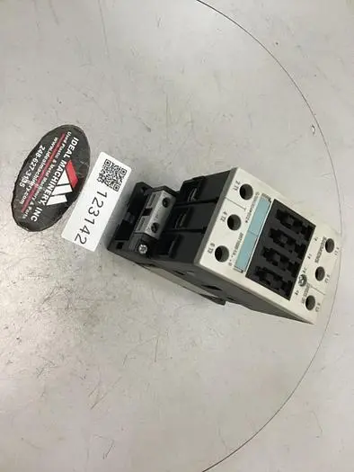 Used SIEMENS 3RT1035-1AK60 PLC Contactors Michigan US | Ideal Machinery #700506