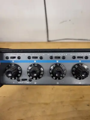 Shure M267 Series Microphone Mixer with VU Meter