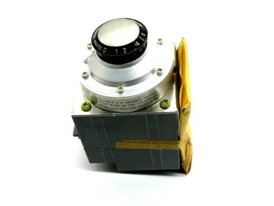 NEW AGASTAT 2422-AG TIME DELAY RELAY 1-20MIN 240V 15A 2422AG