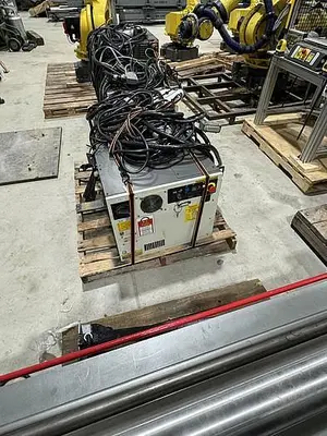 Used FANUC M-710IC/50 6 AXIS ROBOT WITH R-30IB CONTROLLER Robots | Harbor Machinery Inc. #1283375