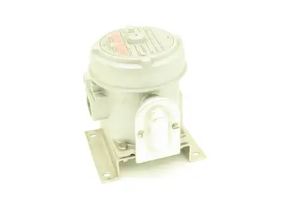 United Electric H122-553 Pressure Switch 0-20PSI 0-140KPA 480VAC