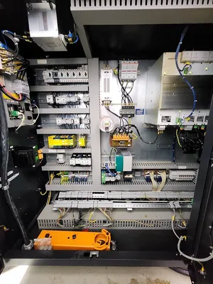 2009 DECKEL MAHO DMU 60 MONOBLOCK Universal Machining Centers | CNCsurplus (11)