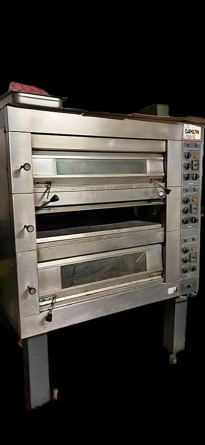 Dahlen Commercial Deck Ovens - price slashed - $7800