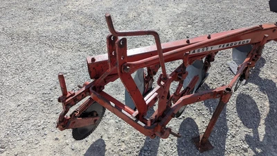 USED MASSEY FERGUSON 345
