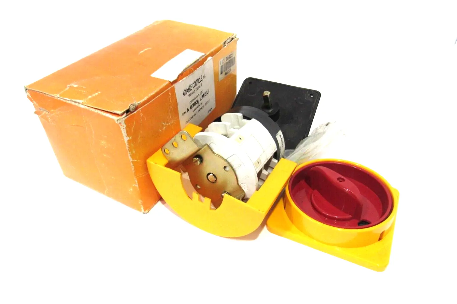 NEW ADVANCE CONTROLS A 6303/LMEU DISCONNECT SWITCH A6303LMEU