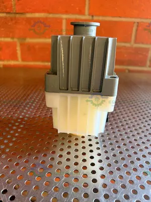 Used EDWARDS EMF10 OIL MIST FILTER EXHAUST FOR VACUUM PUMPS Pumps California US | Equipment Lab #1517839