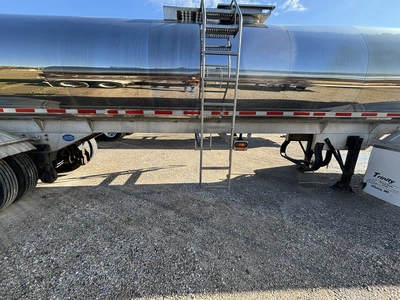 Used 2021 WALKER MILK TANKER TRAILER Liquid Supply Trailers Michigan US | Miedema Asset Management Group #1709528