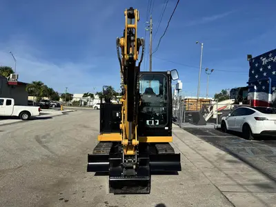 New | in-Stock 2025 CATERPILLAR 305.5E2 CR Crawler Excavators - Mini Florida US | Truck and Van Outlet #1509253