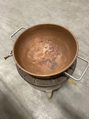 Savage 33 Gas Candy Stove Cooker w/ 24″ Copper Kettle
