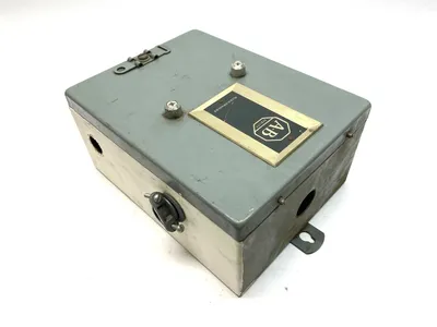 USED ALLEN-BRADLEY AC AUTO STARTER