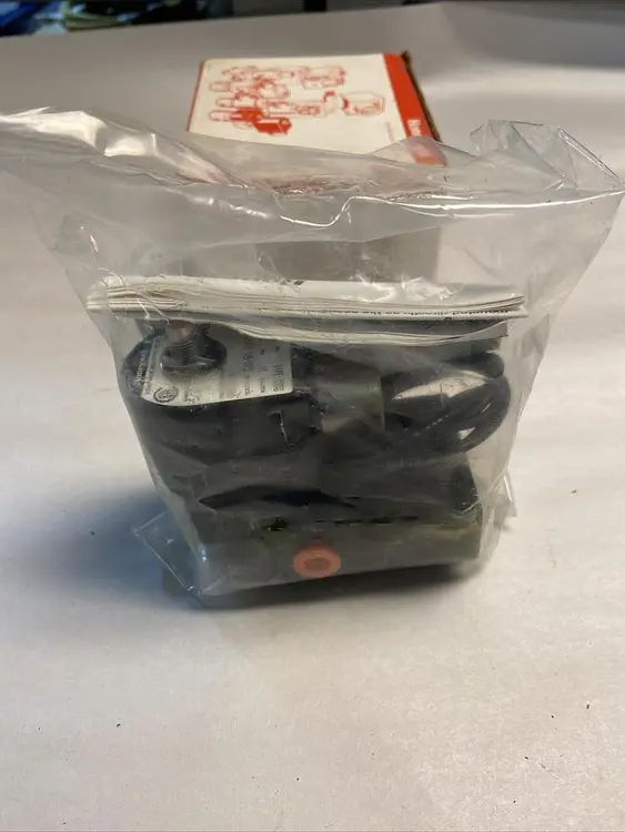 Used HONEYWELL 7341LAKDGNM0 Solenoid Valves Ohio US | Surplus Asset Holdings #1235914