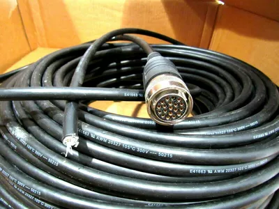 NEW ALLEN BRADLEY 2090-XXNFMP-S90 FEEDBACK CABLE SER.C 2090XXNFMPS90