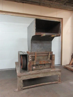 USED CUMBERLAND 37H