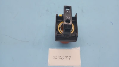 USED Eaton E22D SER B1 ( ORANGE ) LIGHT UNIT