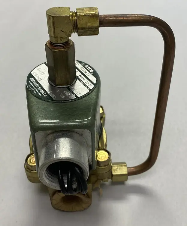 New | in-Stock ASCO 8210A11 Solenoid Valves Ohio US | Surplus Asset Holdings #1238445