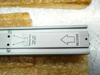 NEW KEYENCE PJV22