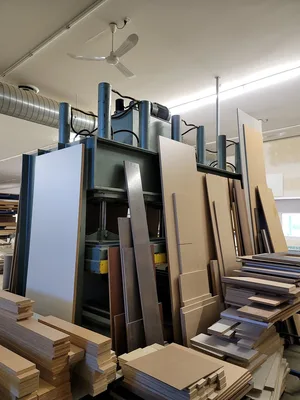 Used _UNKNOWN_ _UNKNOWN_ Laminating Presses British Columbia CA | Coast Machinery Group #1283782