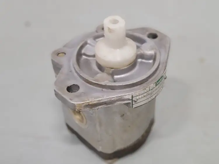 Used SALAMI 2PZ16D-R82S2 Parts (Hydraulics and Pneumatics) British Columbia CA | Lenmark #418117