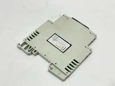 3TX7004-1MB00, 3ZX1012-0TX70-2BA1 | Siemens 3TX7004-1MB00 Output Interface Module 3ZX1012-0TX70-2BA1 - Used