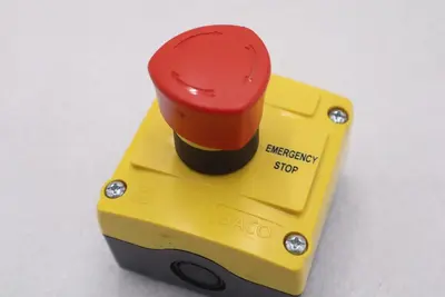 BACO CONTROLS LBX17302 / LBX17302 NEW EMERGENCY STOP BUTTON STOCK K-3482