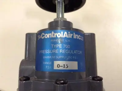 USED CONTROL AIR TYPE 700
