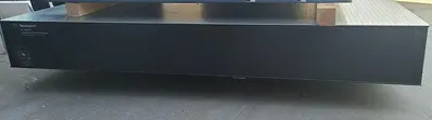 NEWPORT RS2000 SEALED HOLE TABLE TOP WITH TUNED DAMPING AND LEGS