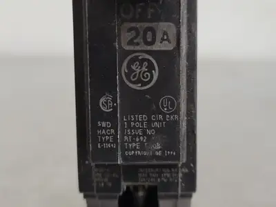 Used GENERAL ELECTRIC THQB120 Switchgears British Columbia CA | Lenmark #241440