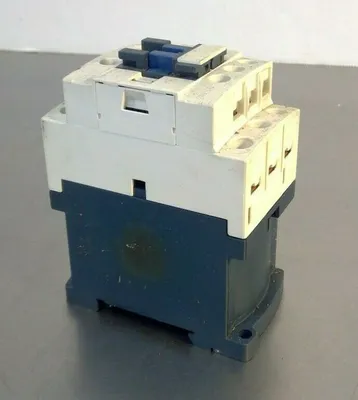 Telemecanique - CAD50 BD - 10A Relay 24VDC 4E-16