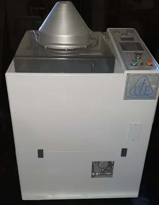 UTE  HIGH PRESSURE WITH BRUSH MASK CLEANER
