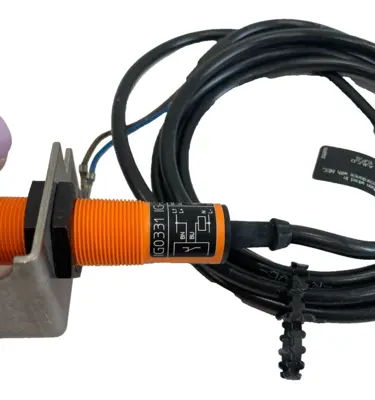 NEW IFM EFECTOR IG-2008-BBOA IG0331 PROXIMITY SENSOR IG2008BBOA IG0331
