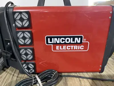Used LINCOLN ELECTRIC _UNKNOWN_ Fume Extractors South Carolina US | General Equipment and Supply #1491380