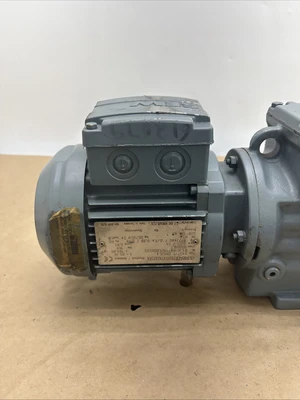 NEW SEW-EURODRIVE SA57/T. DR63L4