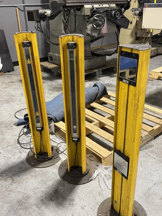 Used SICK 2 040 593 Light Curtains & Grids Minnesota US | Source Machinery Sales #1366641