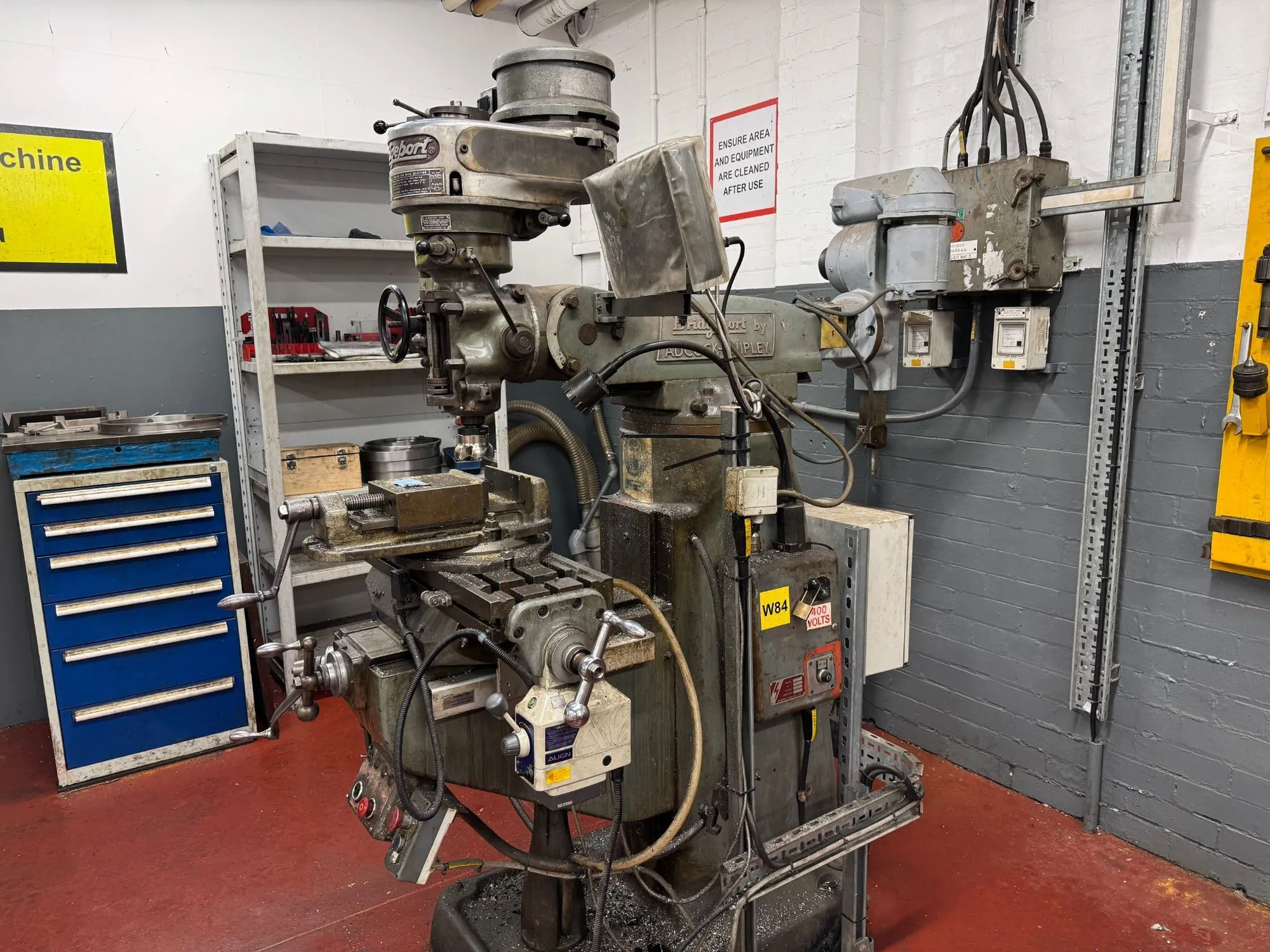 USED BRIDGEPORT TURRET MILL