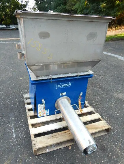 Used TECWEIGH FEEDER CR 28 Screw Feeders | Champion Trading Corporation #424727