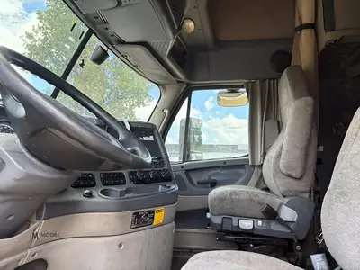 Used 2016 FREIGHTLINER CASCADIA 125 Conventional trucks Tennessee US | Moore Equipment #1516698