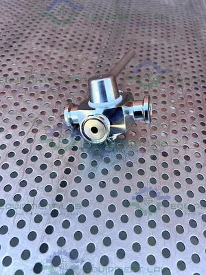 Used GE HEALTHCARE SALVI DN6 776 4-WAY 316L VALVE 18-5757-01 W/ 1/2" SANITARY FITTING Valves/Fittings California US | Equipment Lab #485534