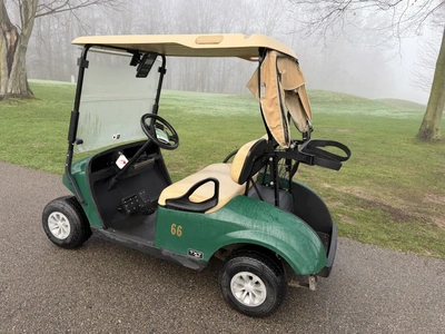 (1) 2019 E-Z-Go EFI golf cart with a Kawasaki gas engine, model 657061G01, includes canopy, fold-dow...