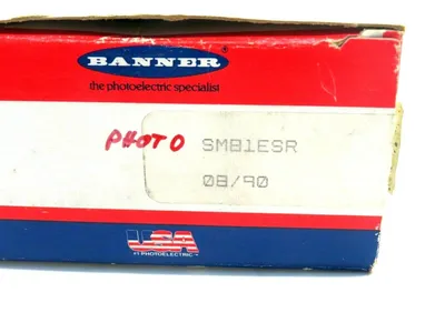 NEW BANNER ENGINEERING SM81ESR PHOTOELECTRIC SENSOR