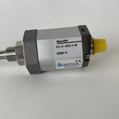 NEW Balluff BTL5-A11-M0152-Z-S32