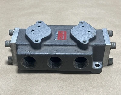 NEW Parker L615-69-102