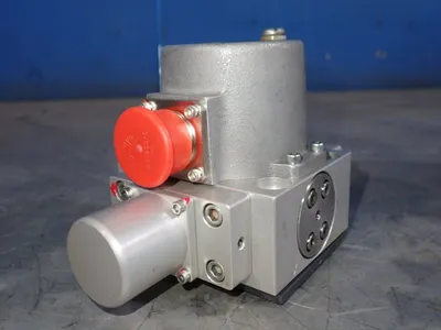 USED PERFECTION SERVO/MOOG D765606