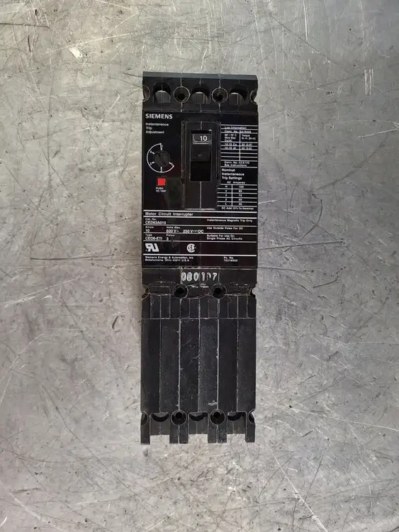 New | in-Stock SIEMENS CED63A010 Switchgears British Columbia CA | Lenmark #241882