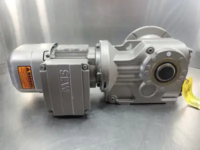 USED SEW-EURODRIVE KAF47DRS71S4BE05/EI7C 1700RPM 0.5HP 131.87 RATIO GEARMOTOR