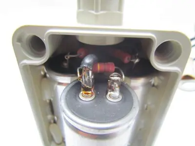 Samhwa 3 MF Capacitors W/E 3 MF Capacitors W/Enclosure Hyundai CNC HIT15S 450V