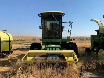 USED 1991 JOHN DEERE 5830