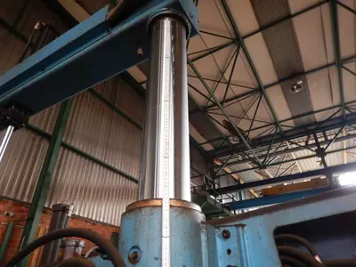 USED DOALL 1000 X 660 MM CNC