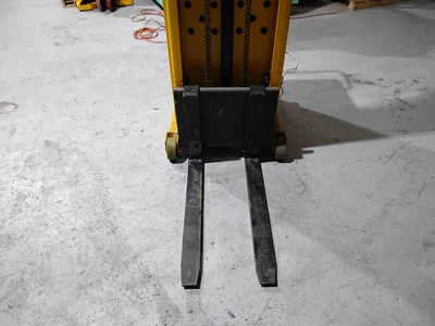 USED LIFE SCIENCE ESR-40-18